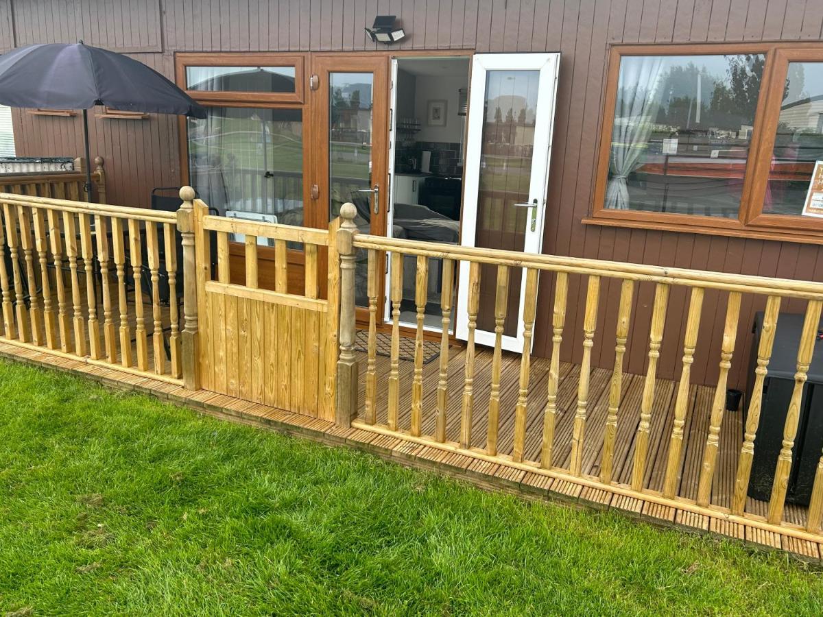 S And S Chalets Mablethorpe Bagian luar foto